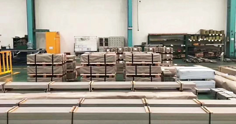 Stainless steel plate